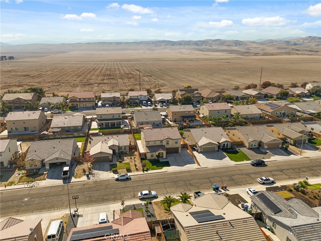 802 Reisling, Coalinga, CA 93210