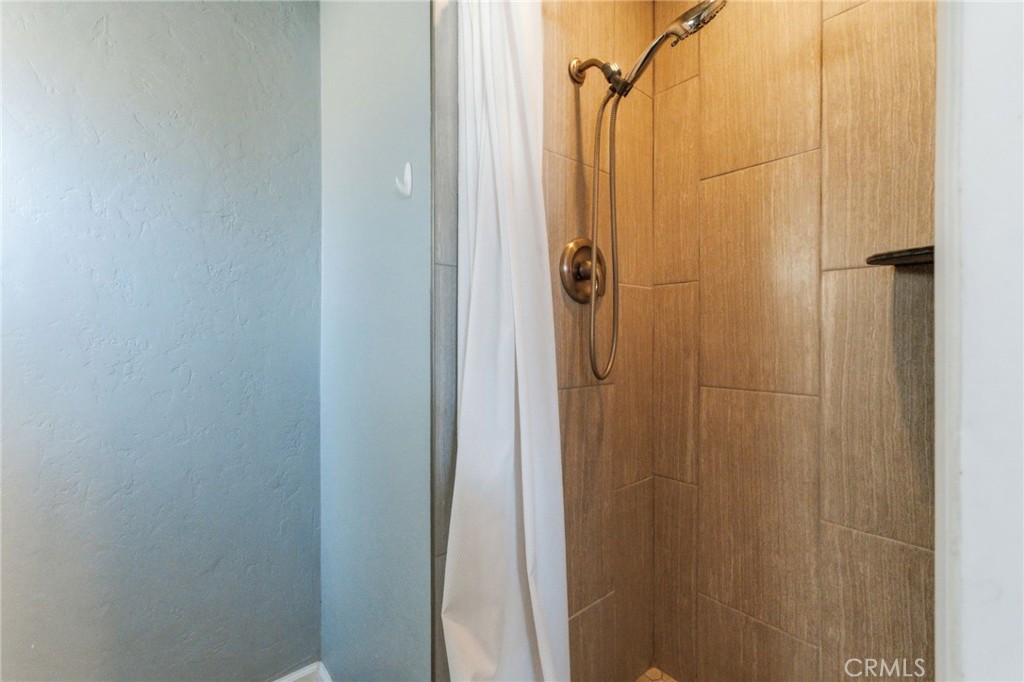 424 W Yale Ave, Coalinga, CA 93210