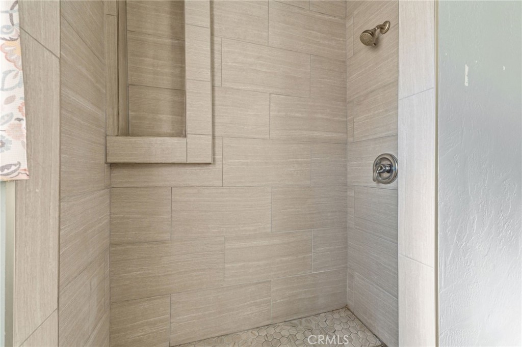 424 W Yale Ave, Coalinga, CA 93210