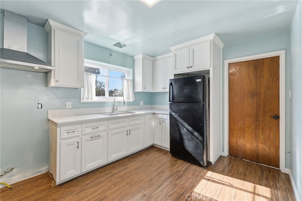 424 W Yale Ave, Coalinga, CA 93210