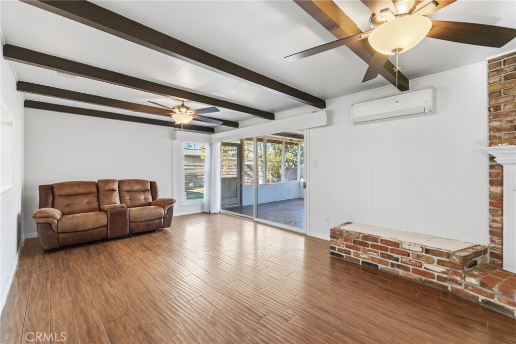 424 W Yale Ave, Coalinga, CA 93210