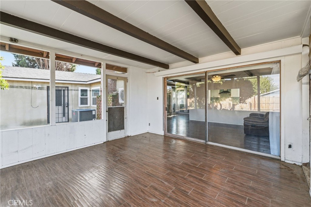 424 W Yale Ave, Coalinga, CA 93210