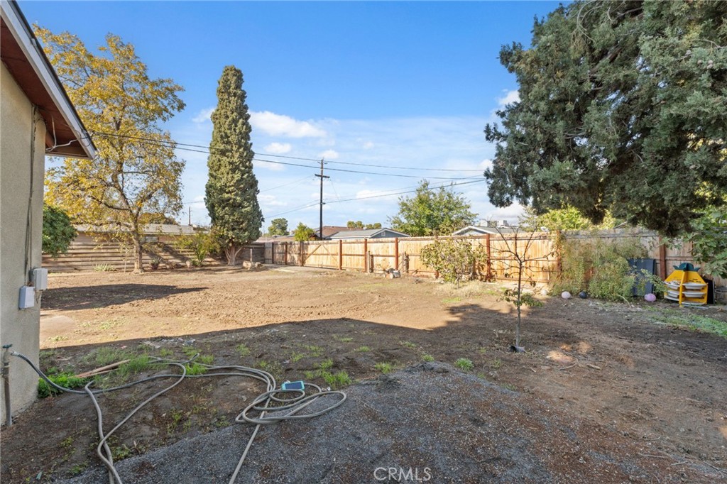 424 W Yale Ave, Coalinga, CA 93210