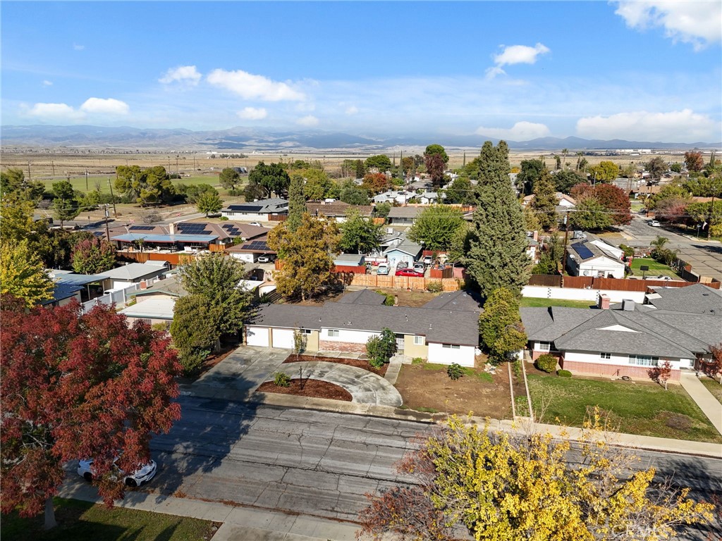 424 W Yale Ave, Coalinga, CA 93210