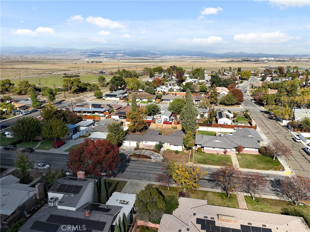 424 W Yale Ave, Coalinga, CA 93210