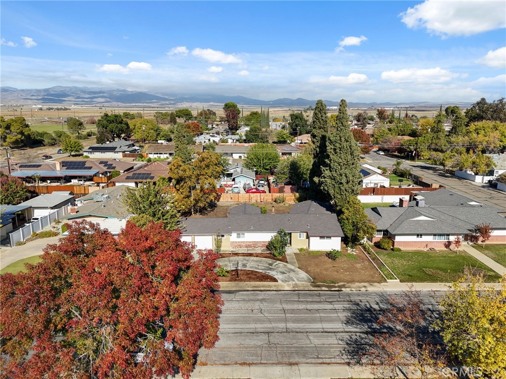 424 W Yale Ave, Coalinga, CA 93210