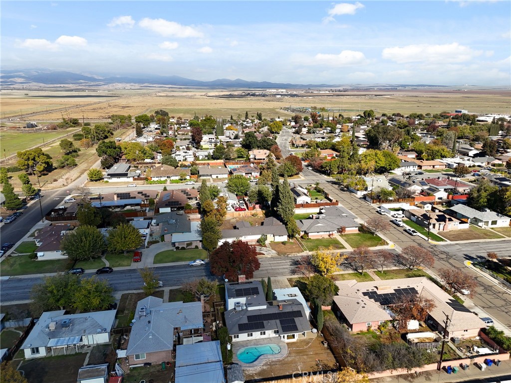 424 W Yale Ave, Coalinga, CA 93210