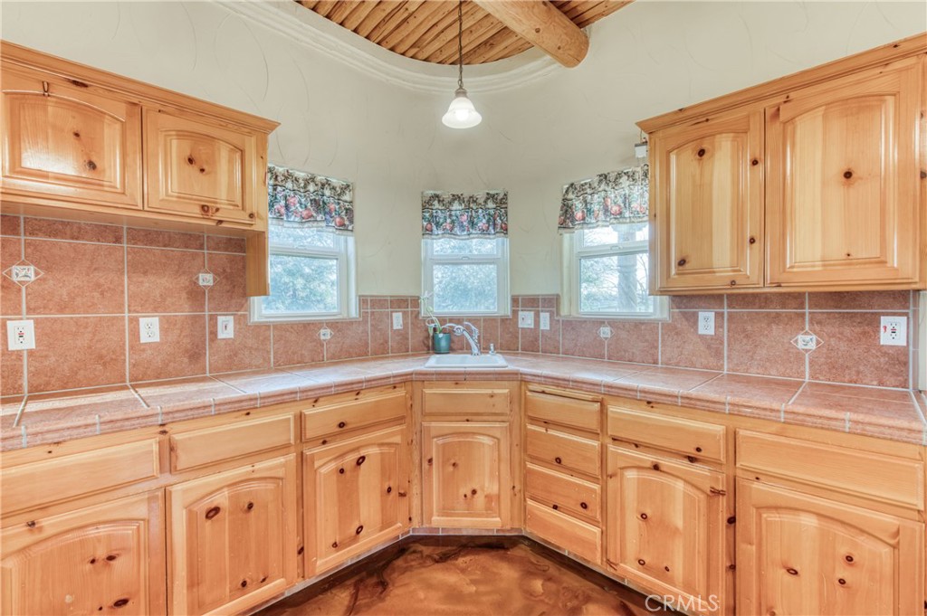 17433 El Dorado, Madera, CA 93636