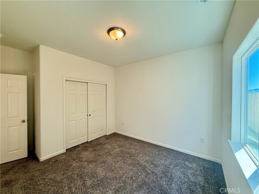 1200 Orange St, Avenal, CA 93204