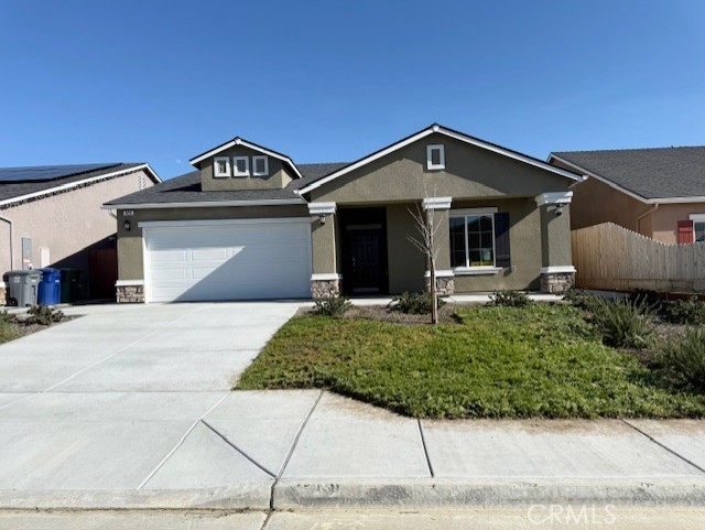 929 Grangeville Ave, Avenal, CA 93204