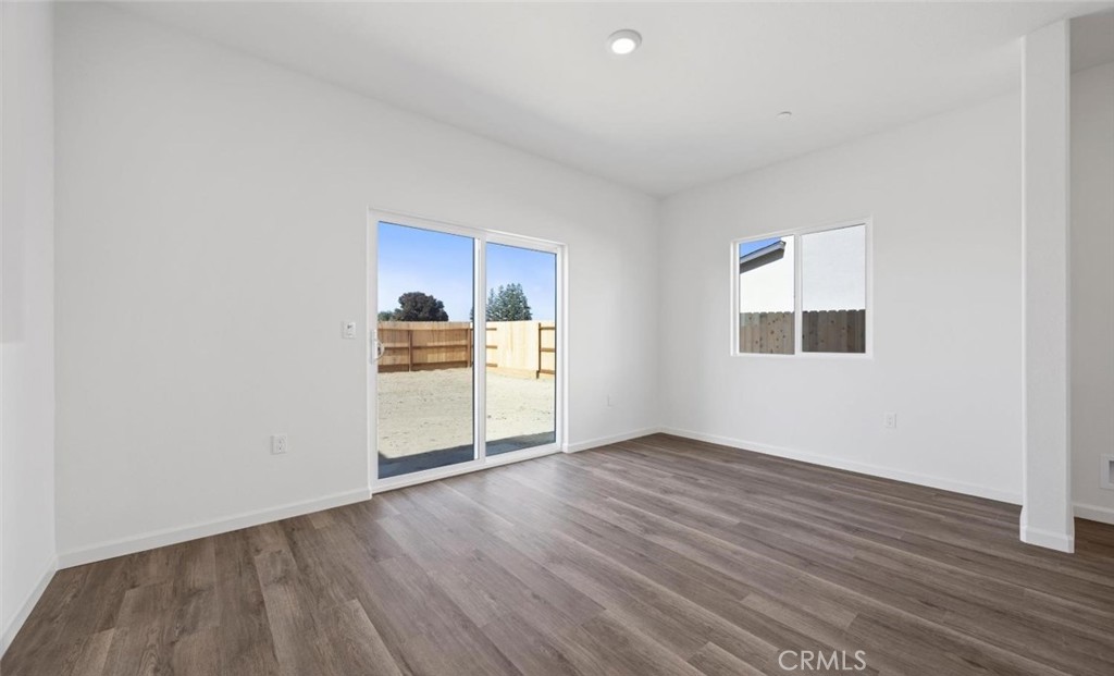 858 S Philip Ave, Fowler, CA 93625