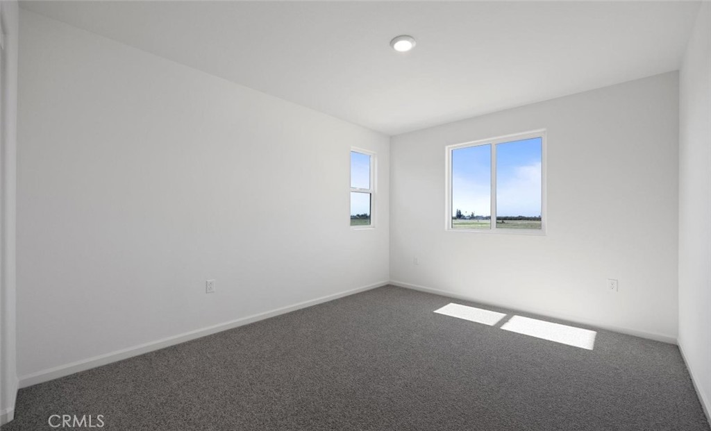 858 S Philip Ave, Fowler, CA 93625