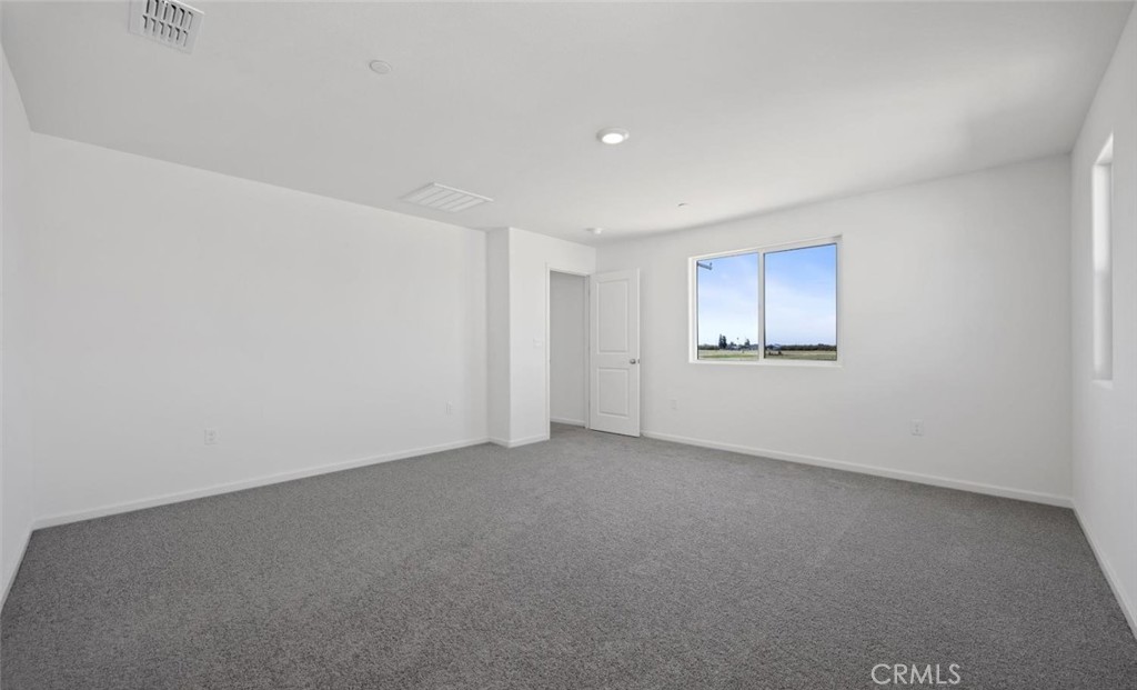 858 S Philip Ave, Fowler, CA 93625