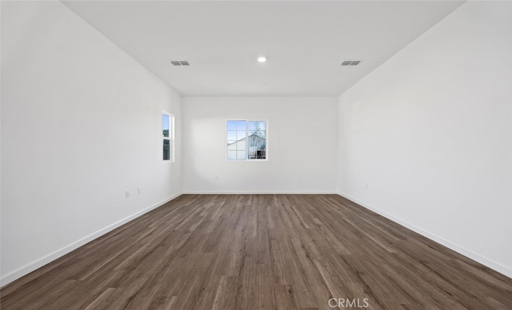 858 S Philip Ave, Fowler, CA 93625