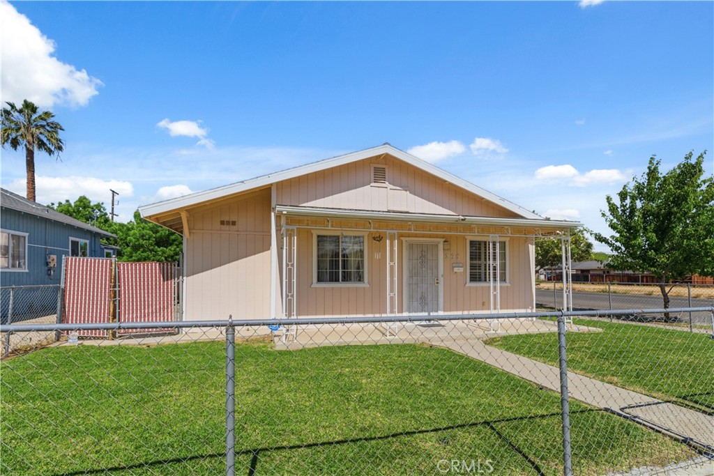 295 E Durian, Coalinga, CA 93210