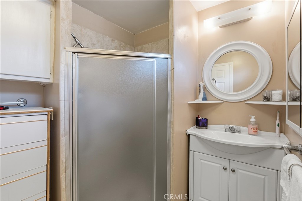 295 E Durian, Coalinga, CA 93210