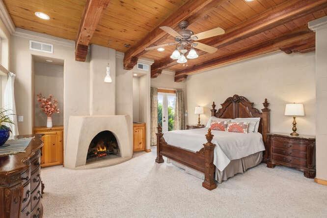 17433 El Dorado Dr, Madera, CA 93636