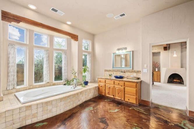 17433 El Dorado Dr, Madera, CA 93636