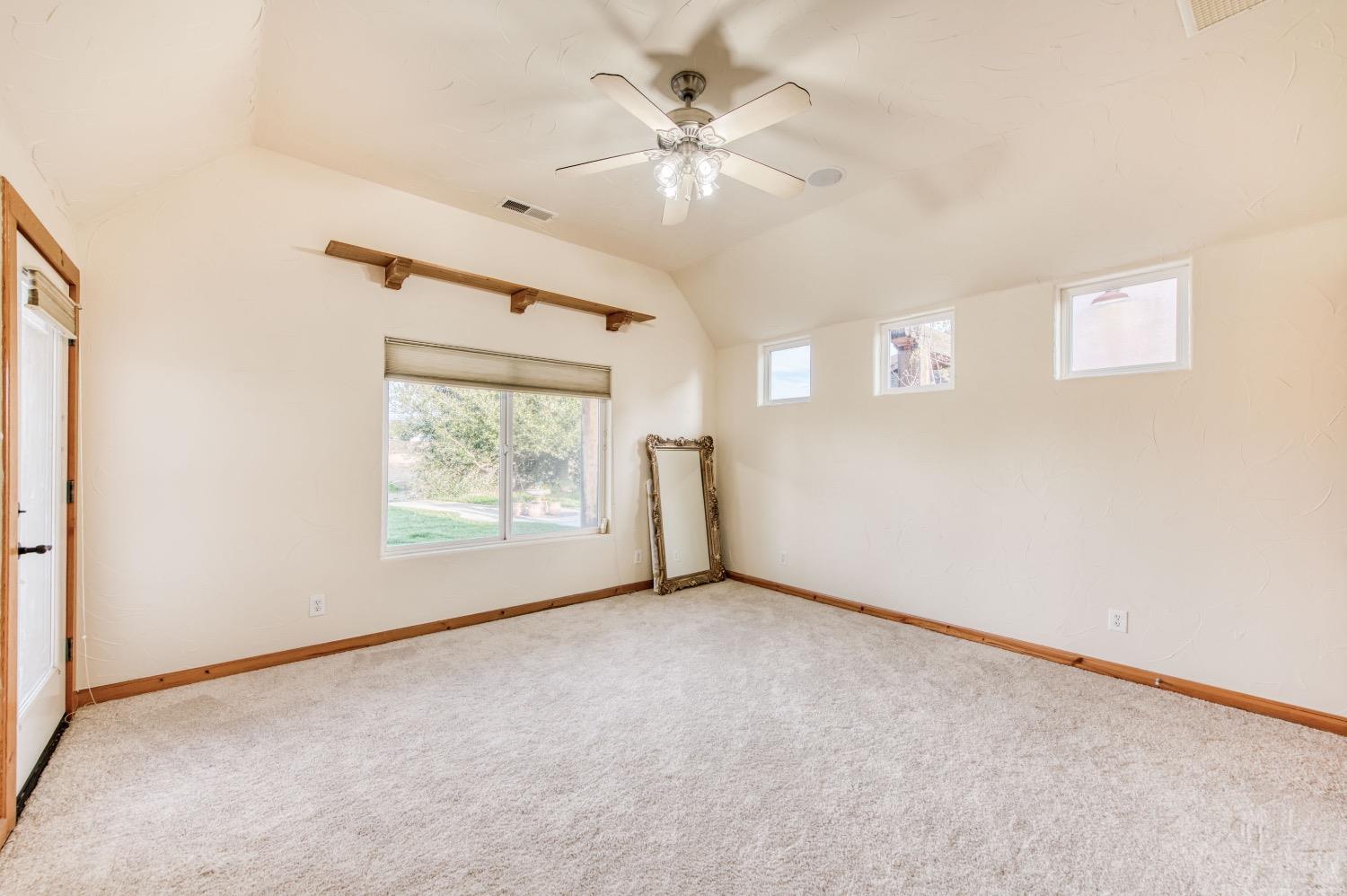 17433 El Dorado Dr, Madera, CA 93636