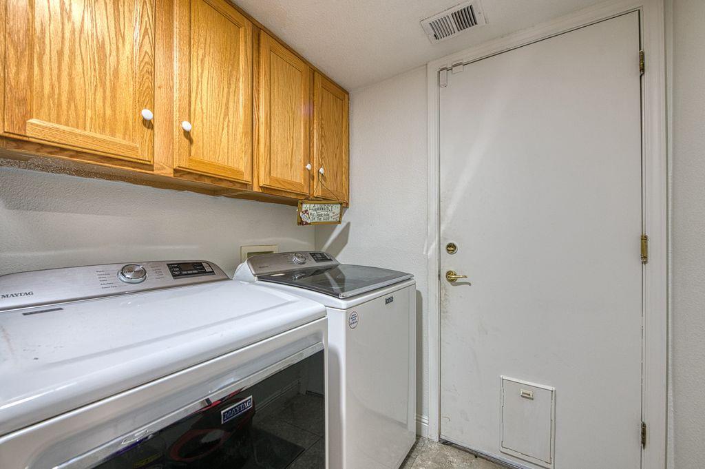 3372 Greenfield Ave, Clovis, CA 93611