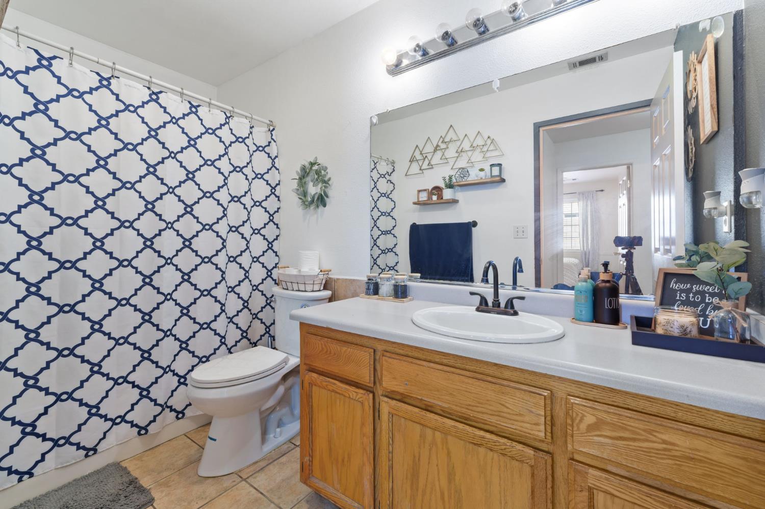 601 Saddleback St, Coalinga, CA 93210