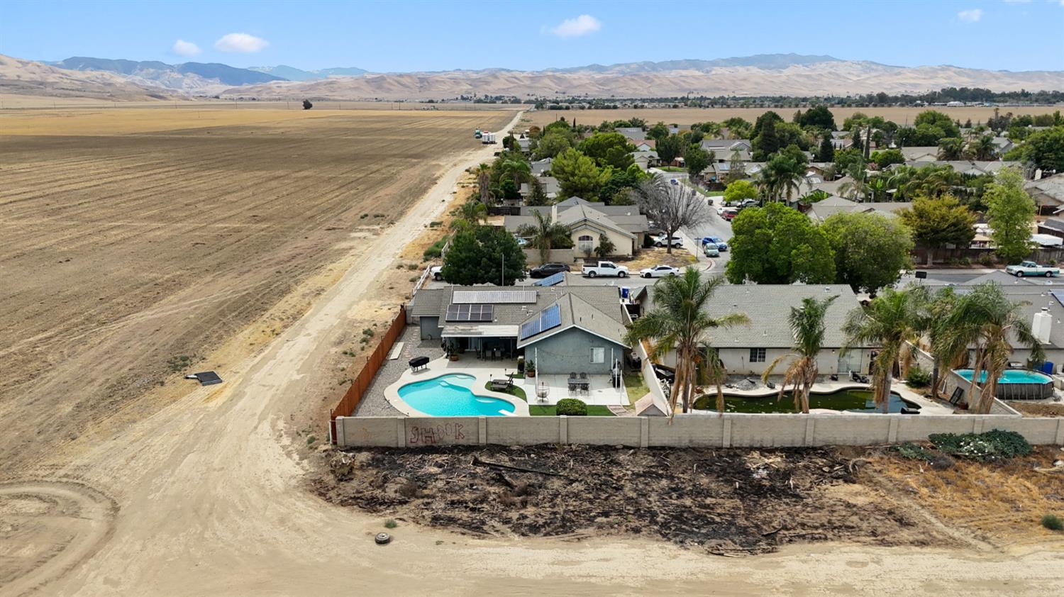 601 Saddleback St, Coalinga, CA 93210