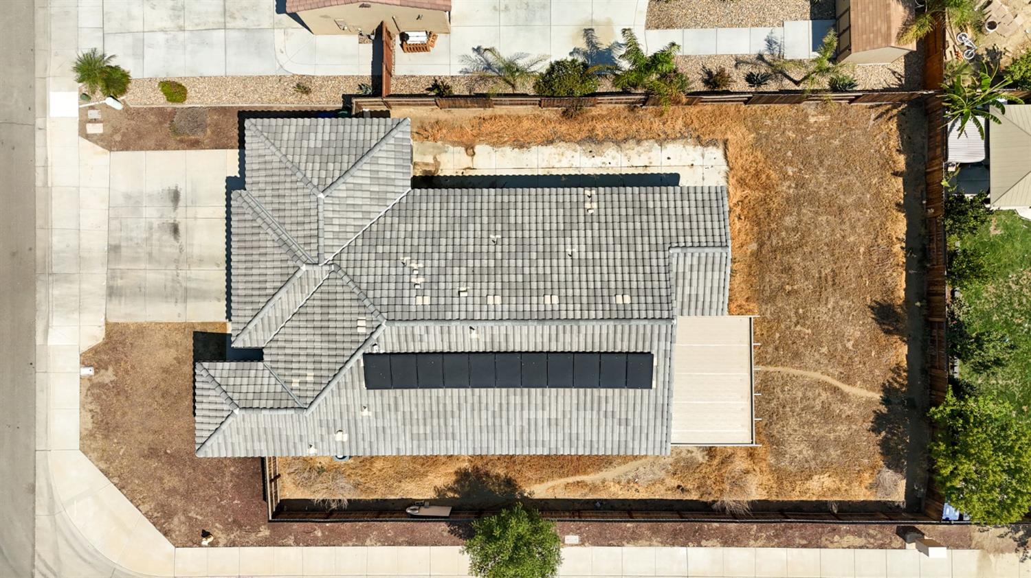 2082 Posa Chanet Blvd, Coalinga, CA 93210