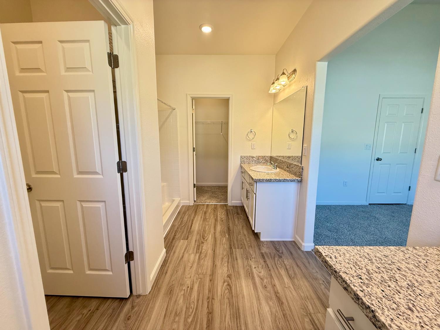 1205 E Orange St, Avenal, CA 93204