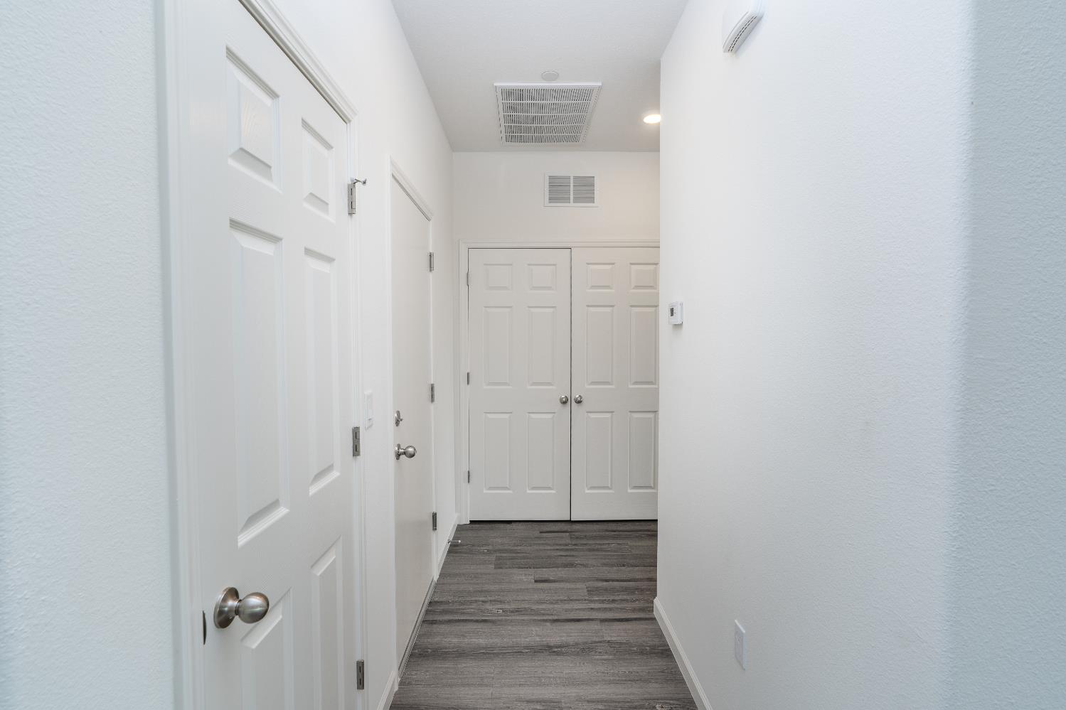 1208 E Orange St, Avenal, CA 93204