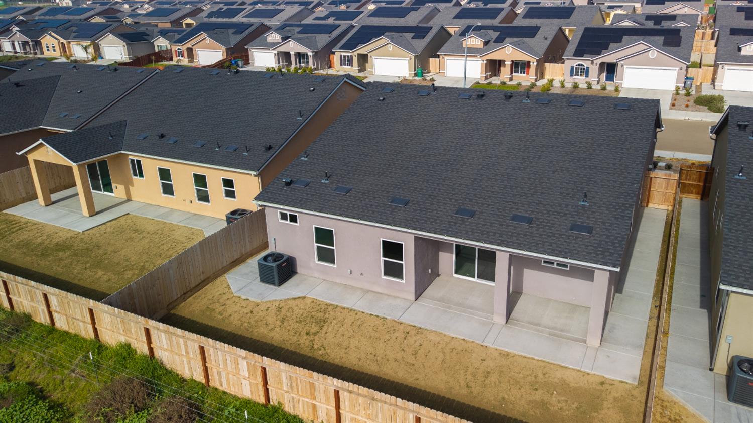 1212 E Orange St, Avenal, CA 93204