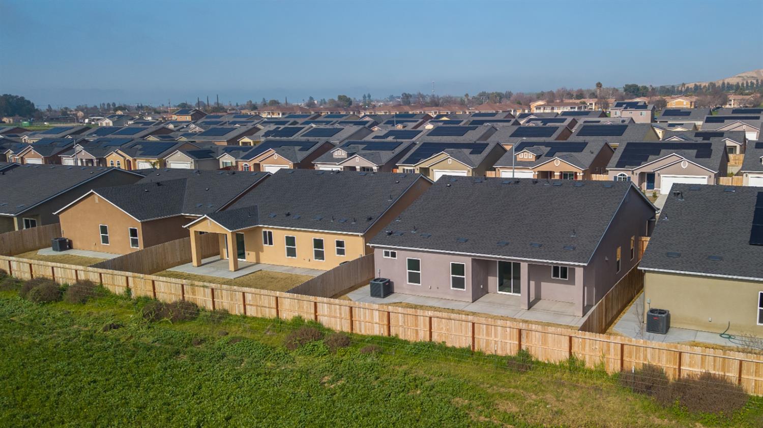 1212 E Orange St, Avenal, CA 93204