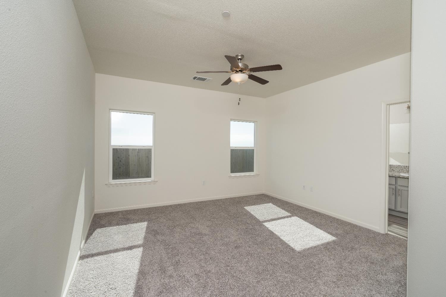 1212 E Orange St, Avenal, CA 93204