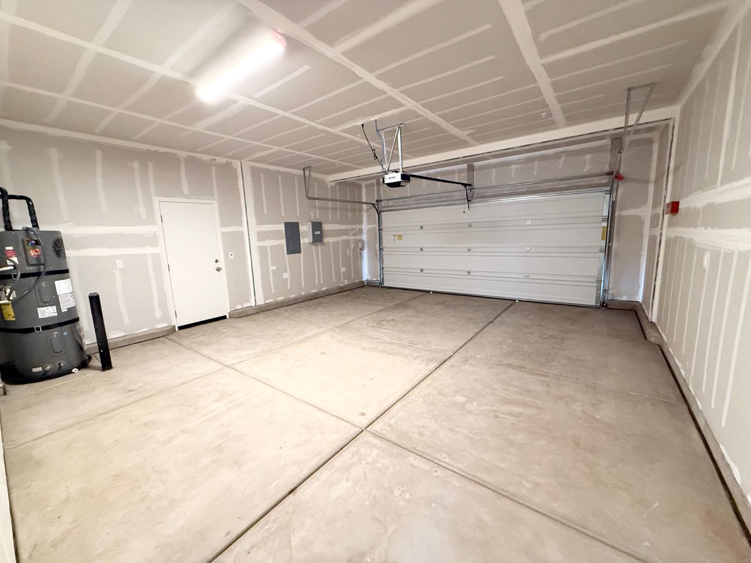 873 S Philip Ave, Fowler, CA 93625