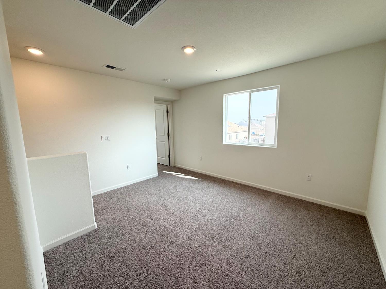 873 S Philip Ave, Fowler, CA 93625