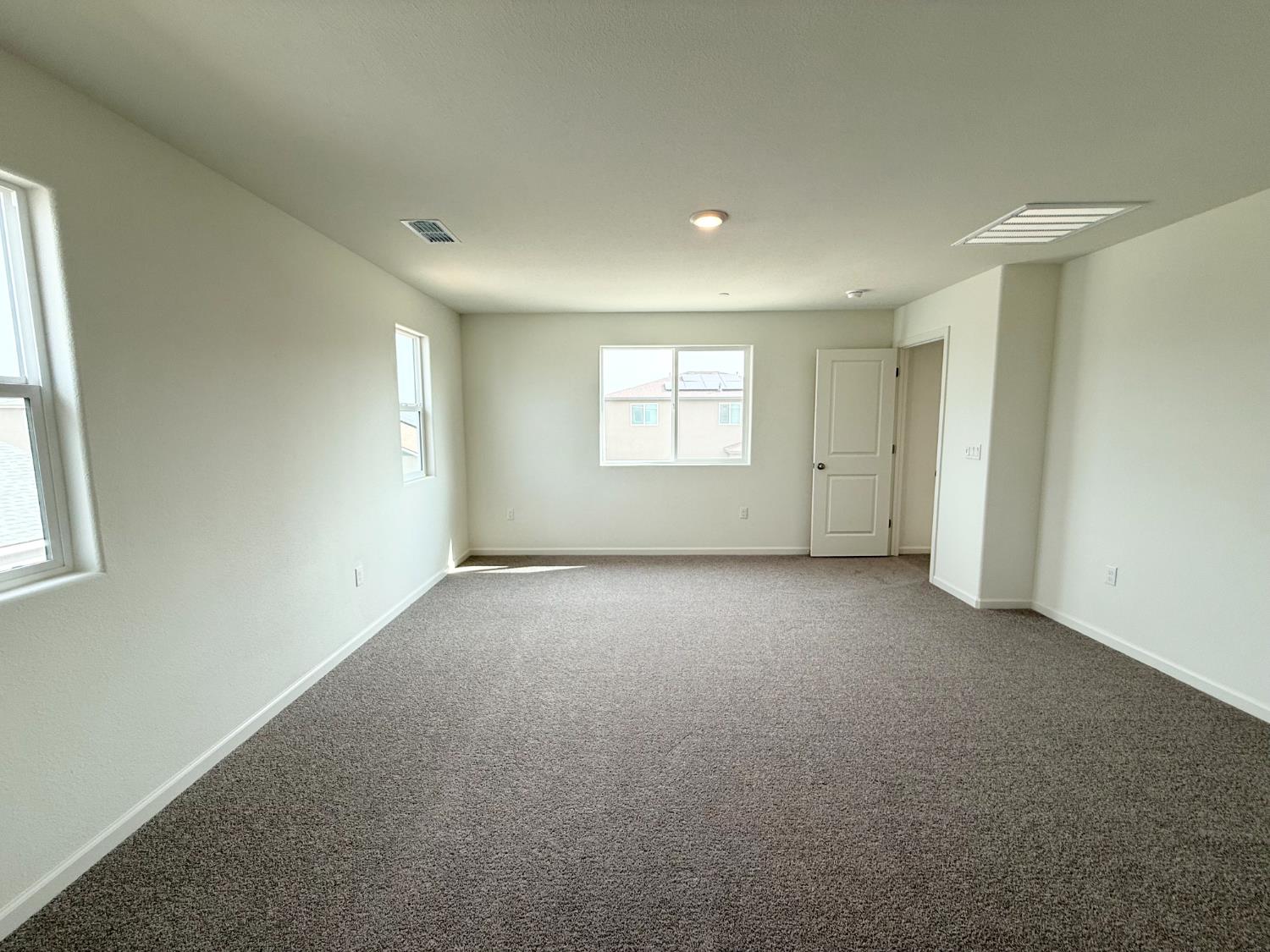 873 S Philip Ave, Fowler, CA 93625