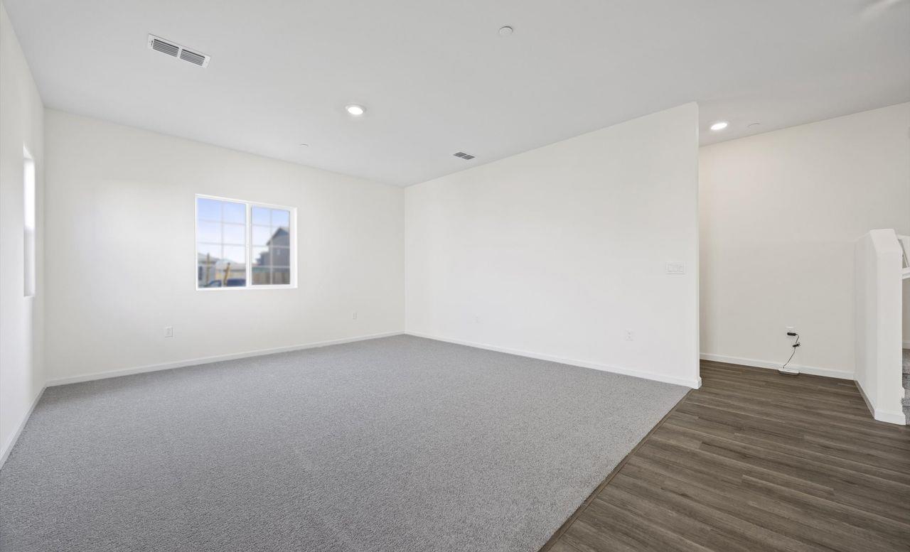 890 S Philip Ave, Fowler, CA 93625