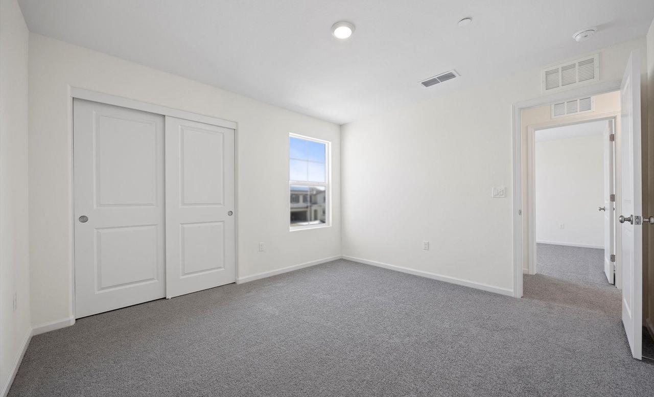 890 S Philip Ave, Fowler, CA 93625