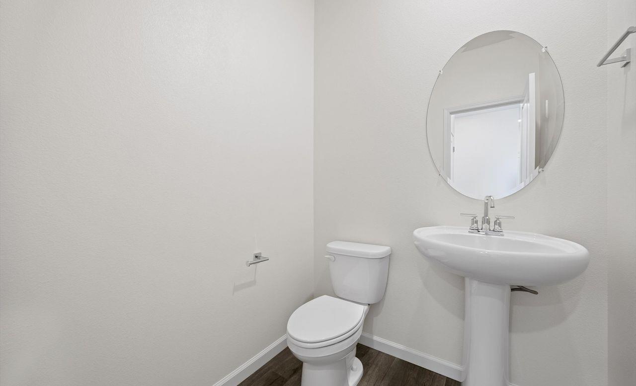 890 S Philip Ave, Fowler, CA 93625