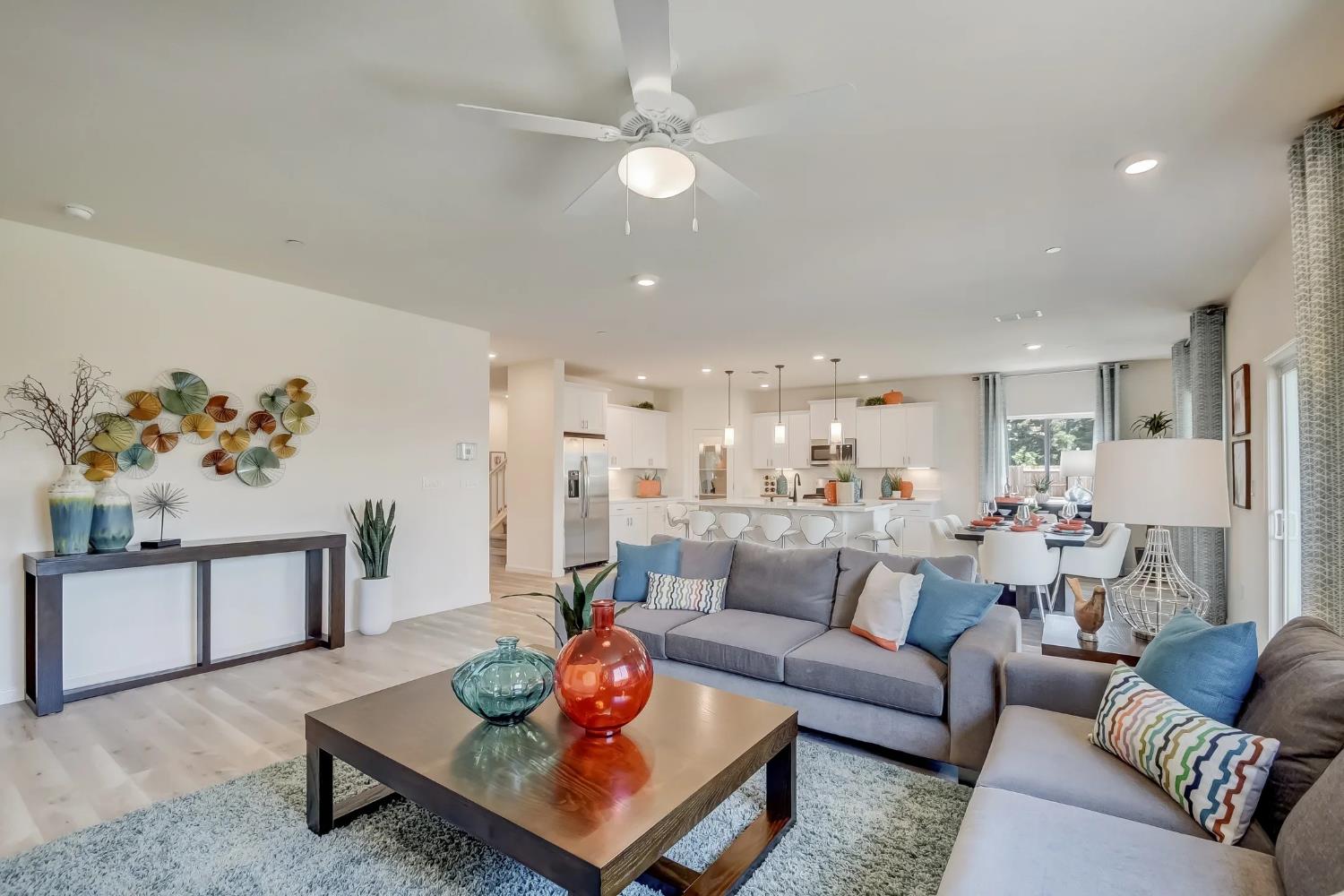 1015 Lucia Ave, Fowler, CA 93625