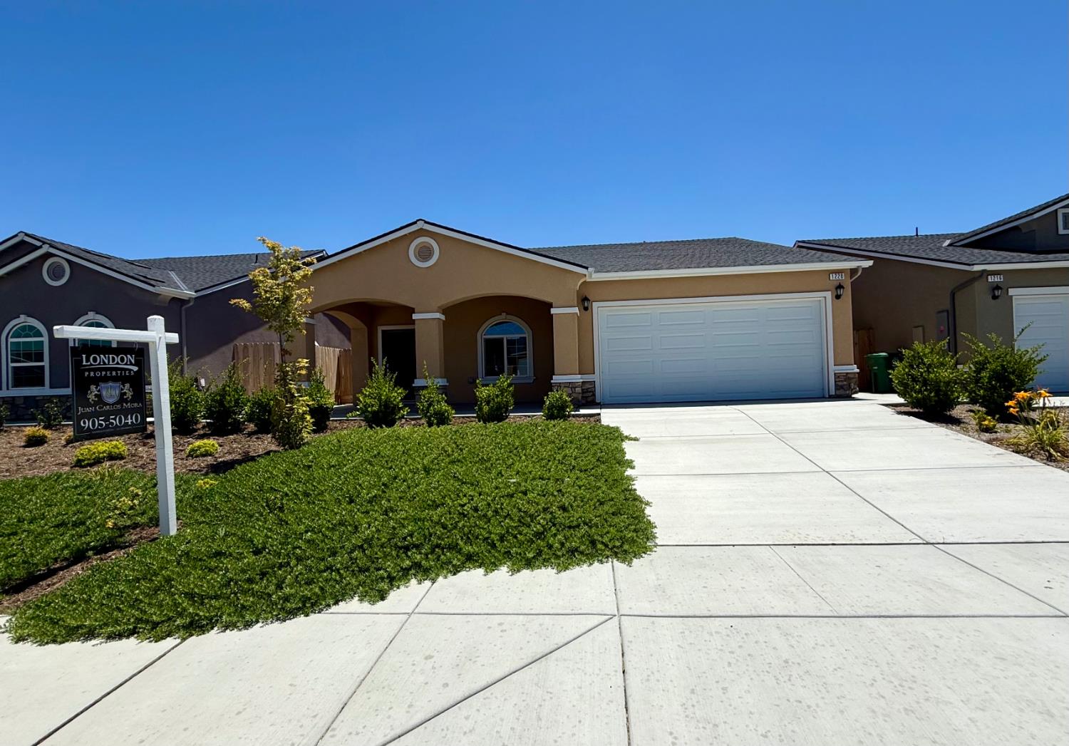 913 Grangeville Ave, Avenal, CA 93204